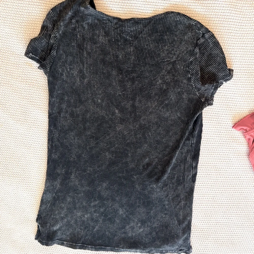 FREE PEOPLE Ribbed Charcoal Grey Black Deep V-Neck Tee T-shirt Top - Picture 4 of 11